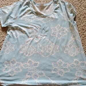 (CH) LuLaRoe Light Blue and White Honeycomb Top